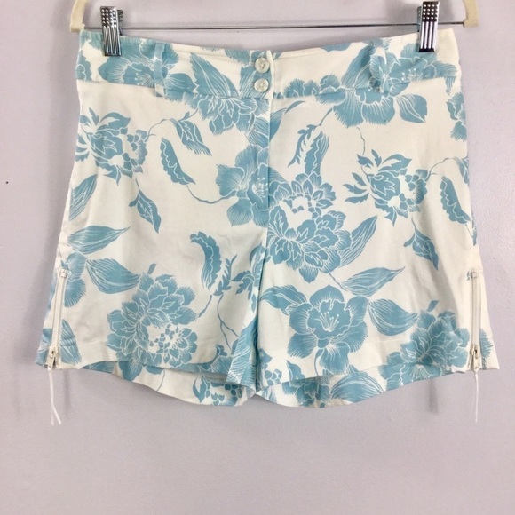 Danielle M Pants - Danielle M & Trousers Floral Cotton Blend Shorts